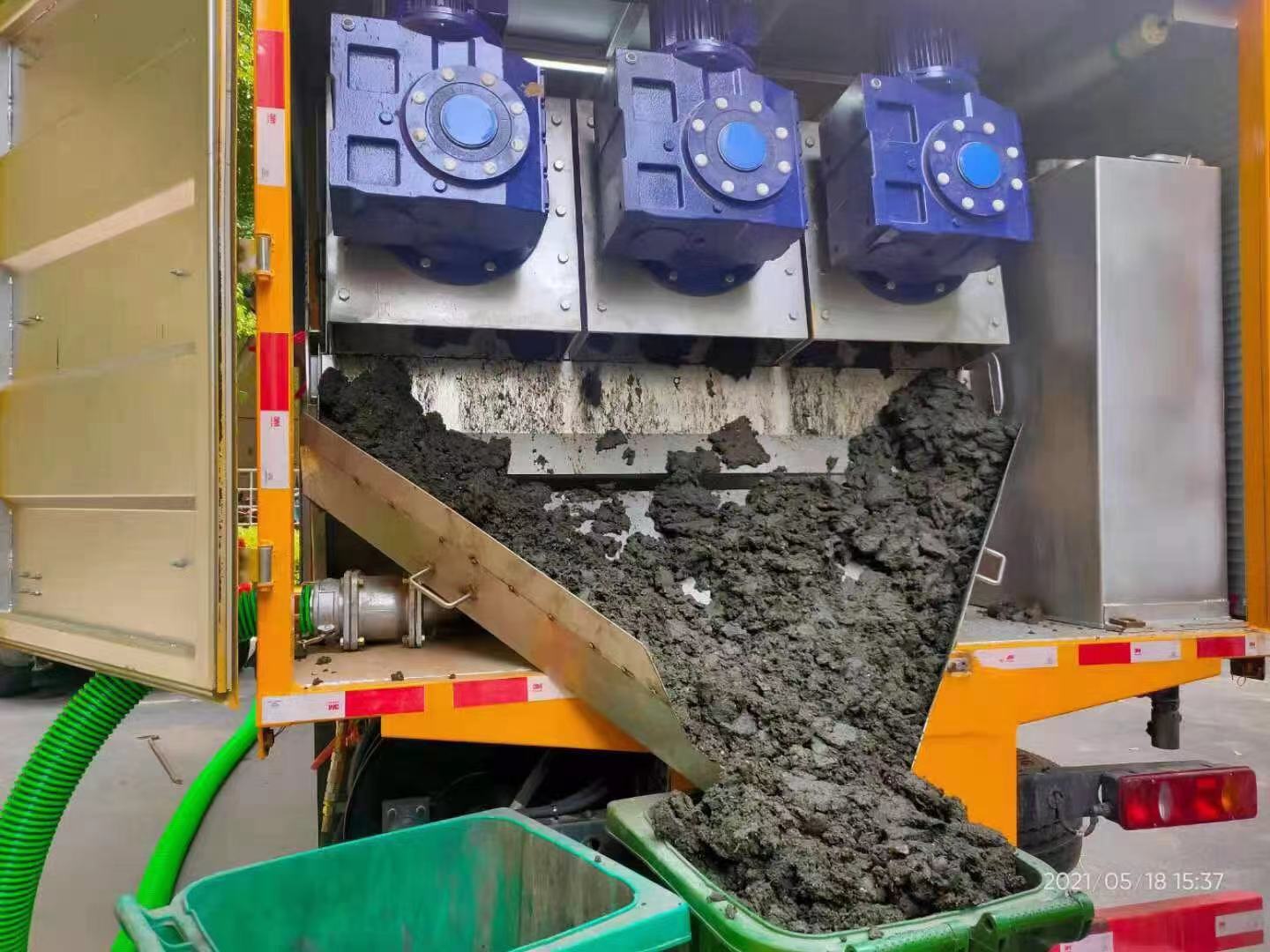 方城化粪池清掏城市维护站-泥浆净化干湿分离处理